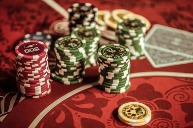 melawai4d AduQ live dealer table showing card dealing interface